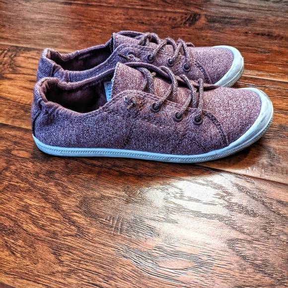 madden girl bailey sneaker